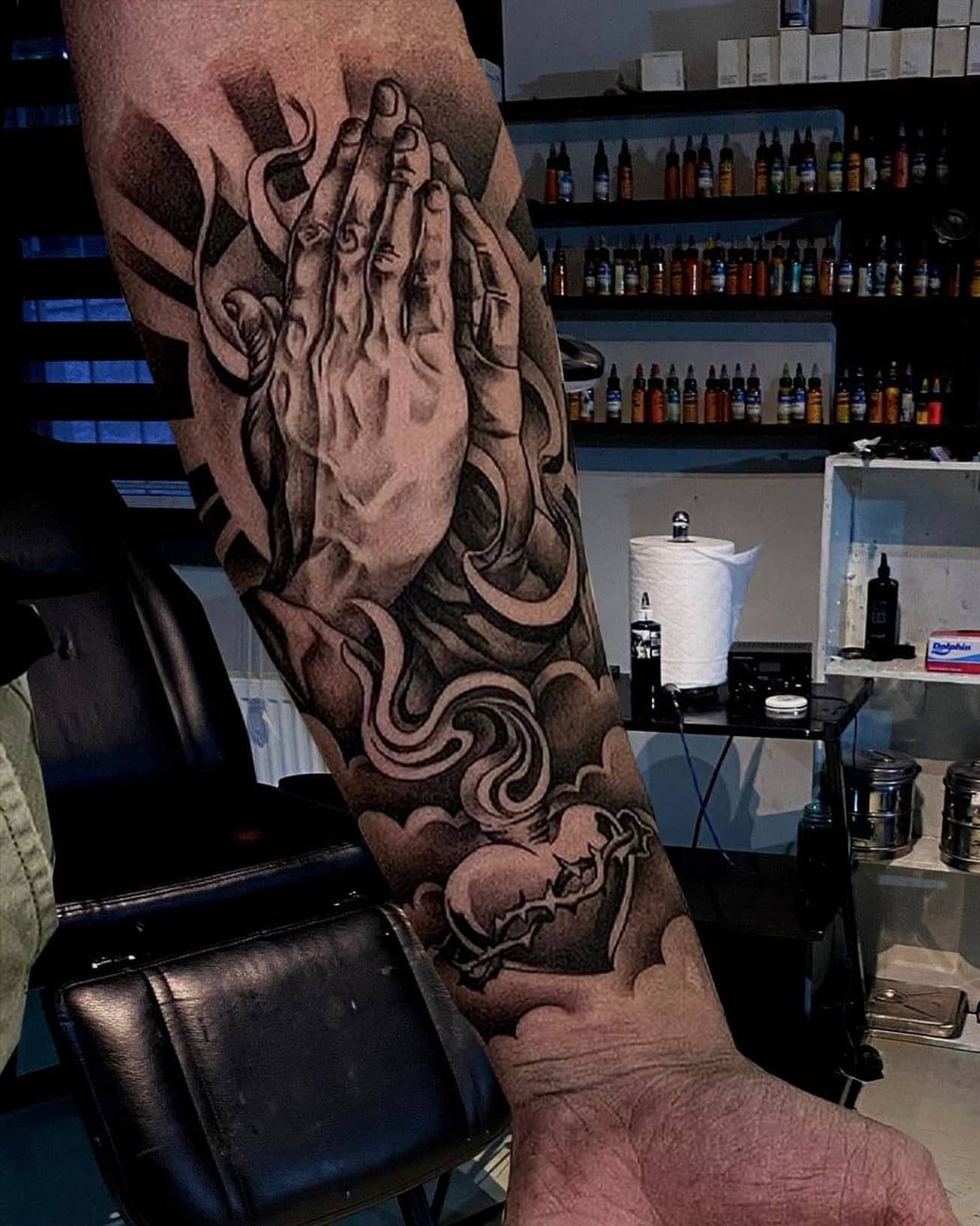 tattoo kadıköy,ankara tatto,tatto ankara,tattoo.murat karabüyük,tunalı tattoo,cayyolu tattoo,istanbul tatto kalıcı dövme ressam murat karabüyük ümraniye 1 marmara üniversitesi karakalem portre çizim doktor 40
