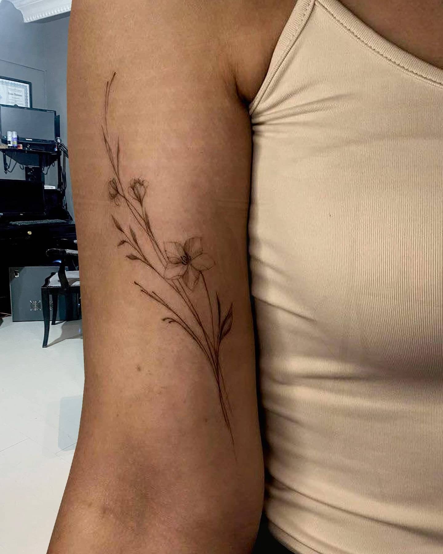 tattoo kadıköy,ankara tatto,tatto ankara,tattoo.murat karabüyük,tunalı tattoo,cayyolu tattoo,istanbul tatto kalıcı dövme ressam murat karabüyük ümraniye 1 marmara üniversitesi karakalem portre çizim doktor 45