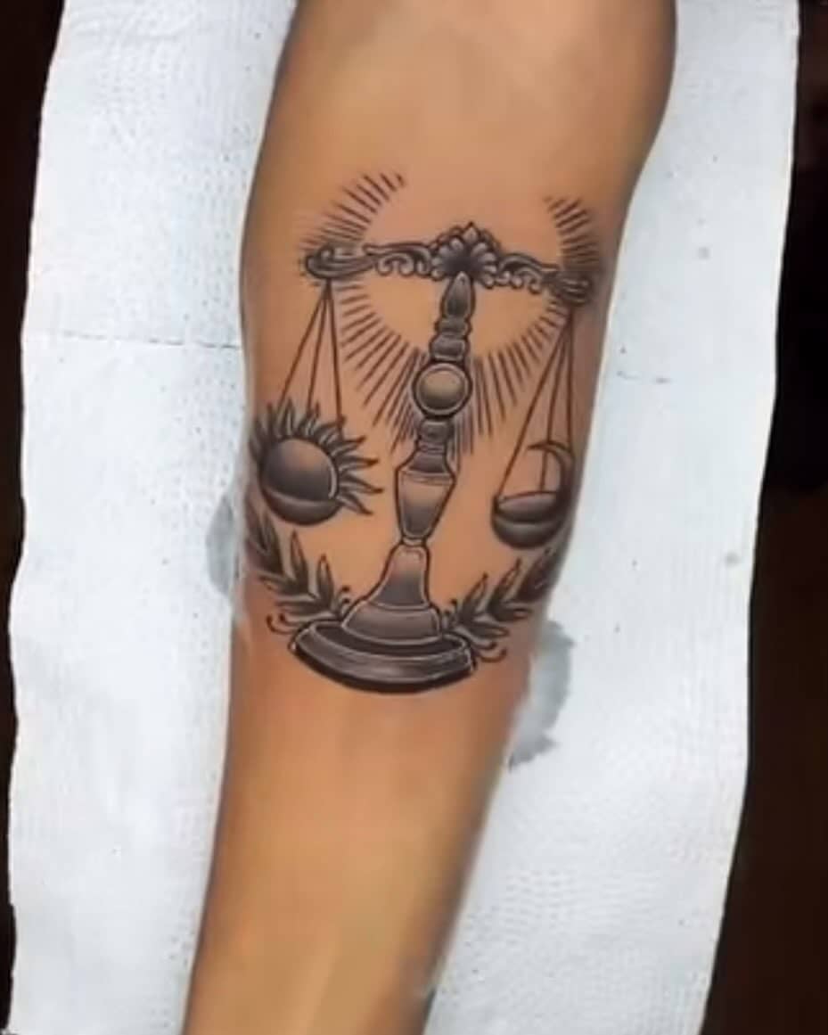 tattoo kadıköy,ankara tatto,tatto ankara,tattoo.murat karabüyük,tunalı tattoo,cayyolu tattoo,istanbul tatto kalıcı dövme ressam murat karabüyük ümraniye 1 marmara üniversitesi karakalem portre çizim doktor 30