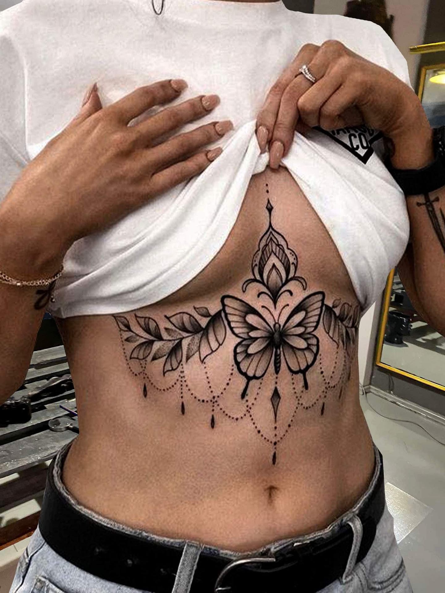 tattoo kadıköy,ankara tatto,tatto ankara,tattoo.murat karabüyük,tunalı tattoo,cayyolu tattoo,istanbul tatto kalıcı dövme ressam murat karabüyük ümraniye 1 marmara üniversitesi karakalem portre çizim doktor 25