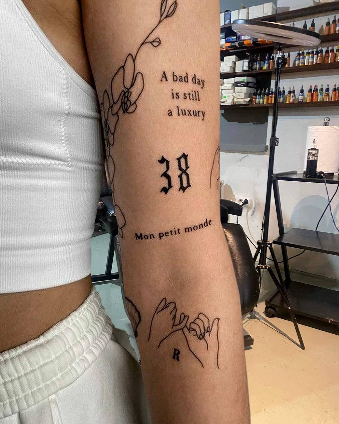 tattoo kadıköy,ankara tatto,tatto ankara,tattoo.murat karabüyük,tunalı tattoo,cayyolu tattoo,istanbul tatto kalıcı dövme ressam murat karabüyük ümraniye 1 marmara üniversitesi karakalem portre çizim doktor 41