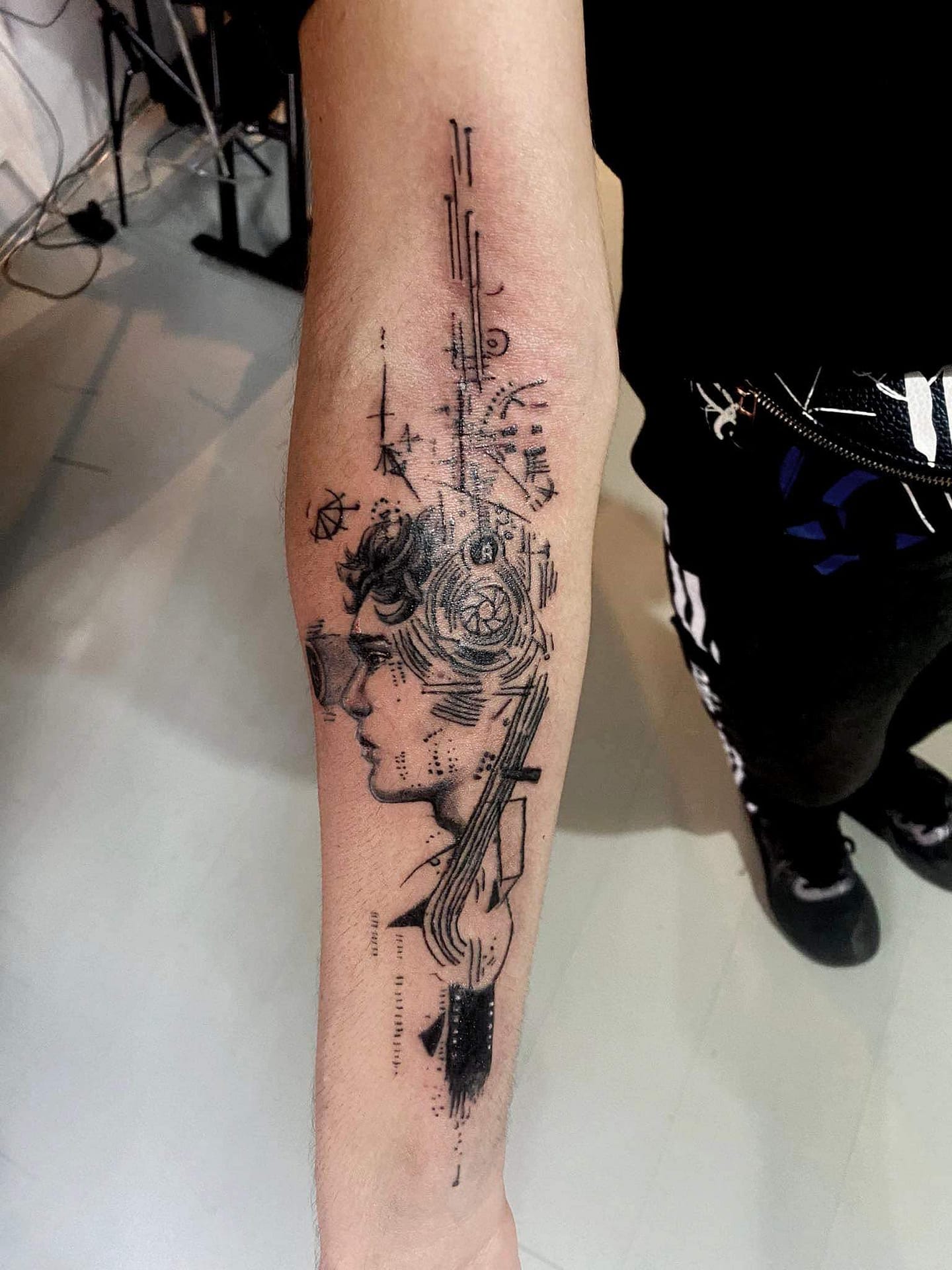 tattoo kadıköy,ankara tatto,tatto ankara,tattoo.murat karabüyük,tunalı tattoo,cayyolu tattoo,istanbul tatto kalıcı dövme ressam murat karabüyük ümraniye 1 marmara üniversitesi karakalem portre çizim doktor 64