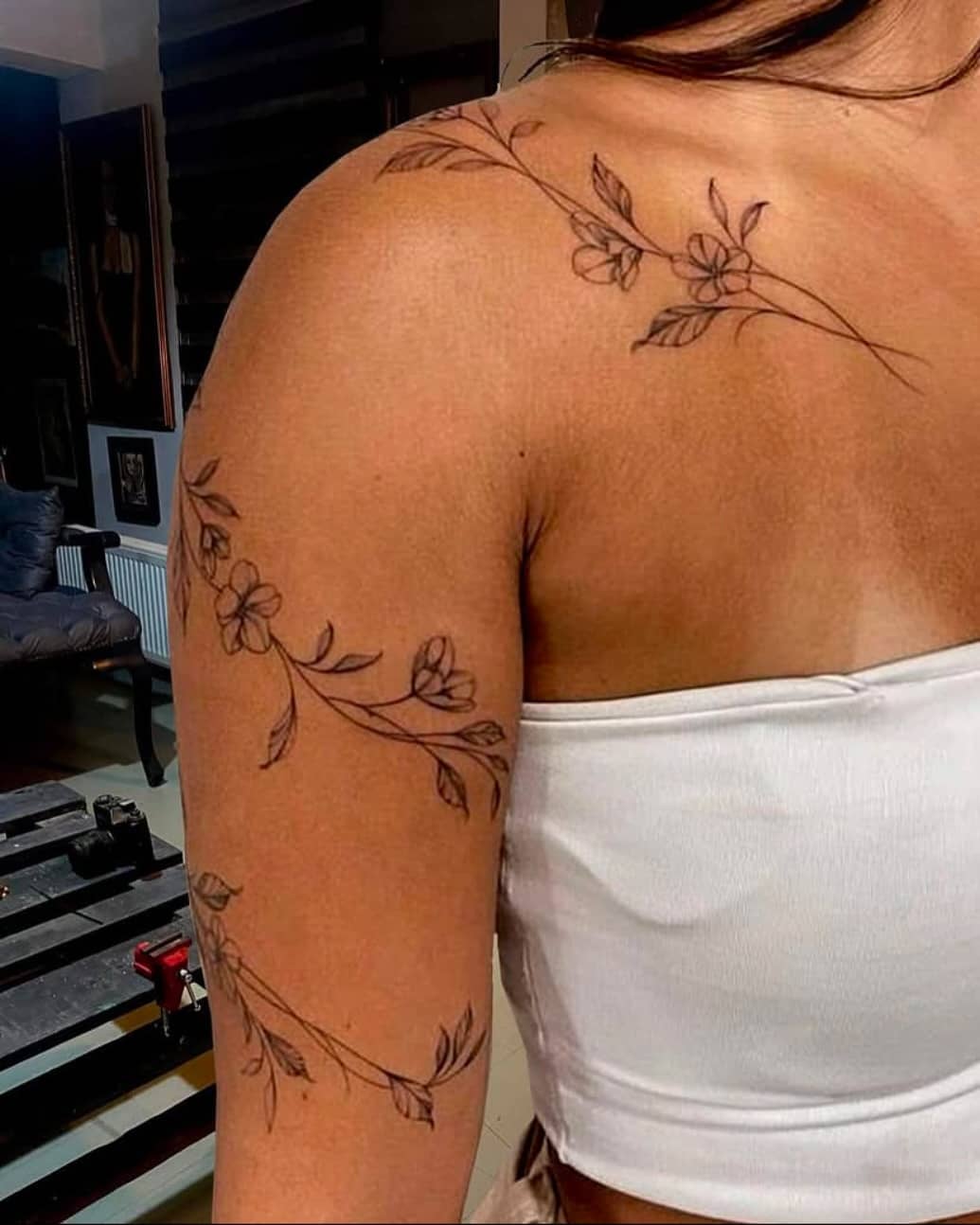 tattoo kadıköy,ankara tatto,tatto ankara,tattoo.murat karabüyük,tunalı tattoo,cayyolu tattoo,istanbul tatto kalıcı dövme ressam murat karabüyük ümraniye 1 marmara üniversitesi karakalem portre çizim doktor 58